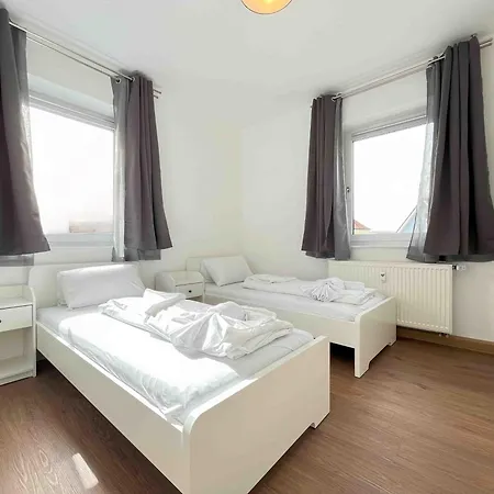 Sad232 - Moderne Monteurwohnung Uebergangswohnung Schwandorf